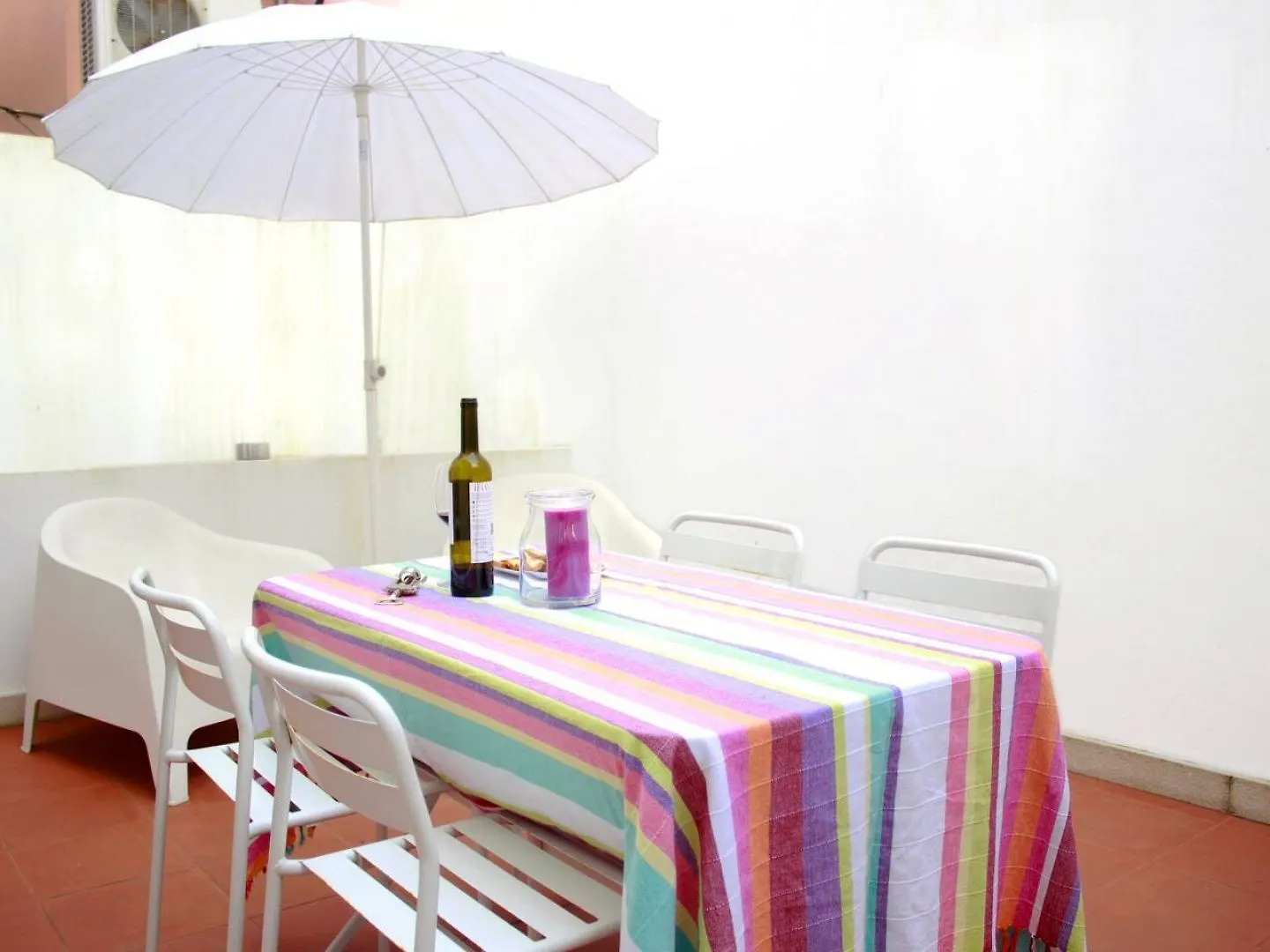 דירה ליסבון Joivy Modern 1-Bed Apt With Terrace, Moments From Sao Bento Palace